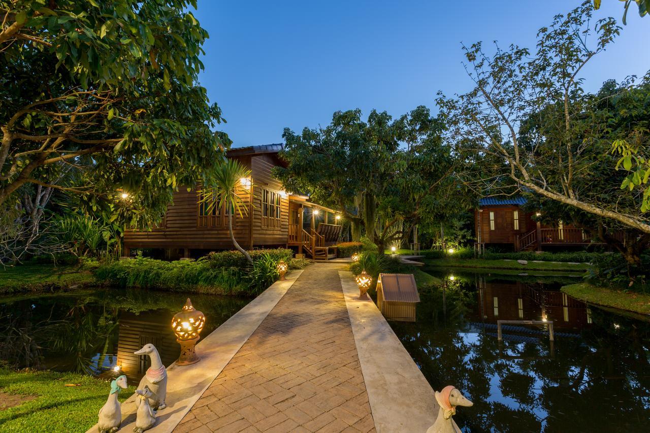 Hotel Suksatan Lamphun Exterior foto